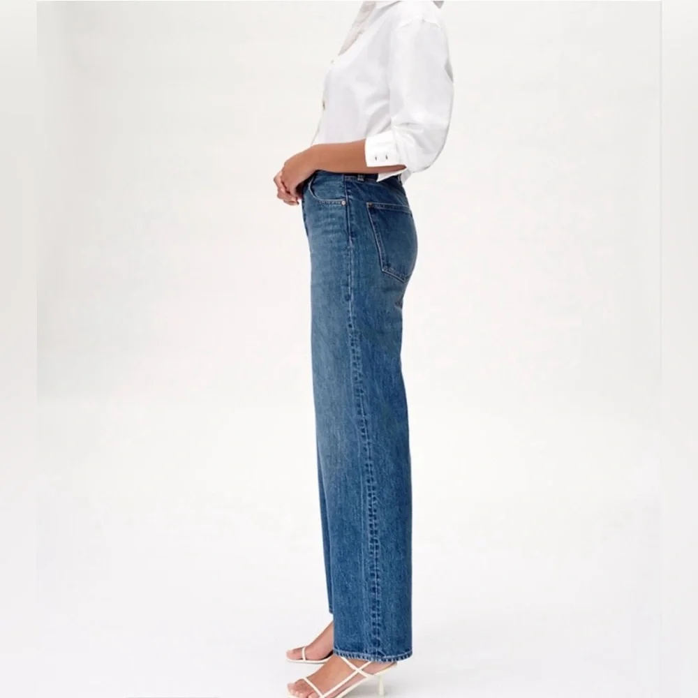 Aritzia Denim Forum ~ Mia High Rise
Curve 31L ~ Women’s 26 - Picture 17 of 17